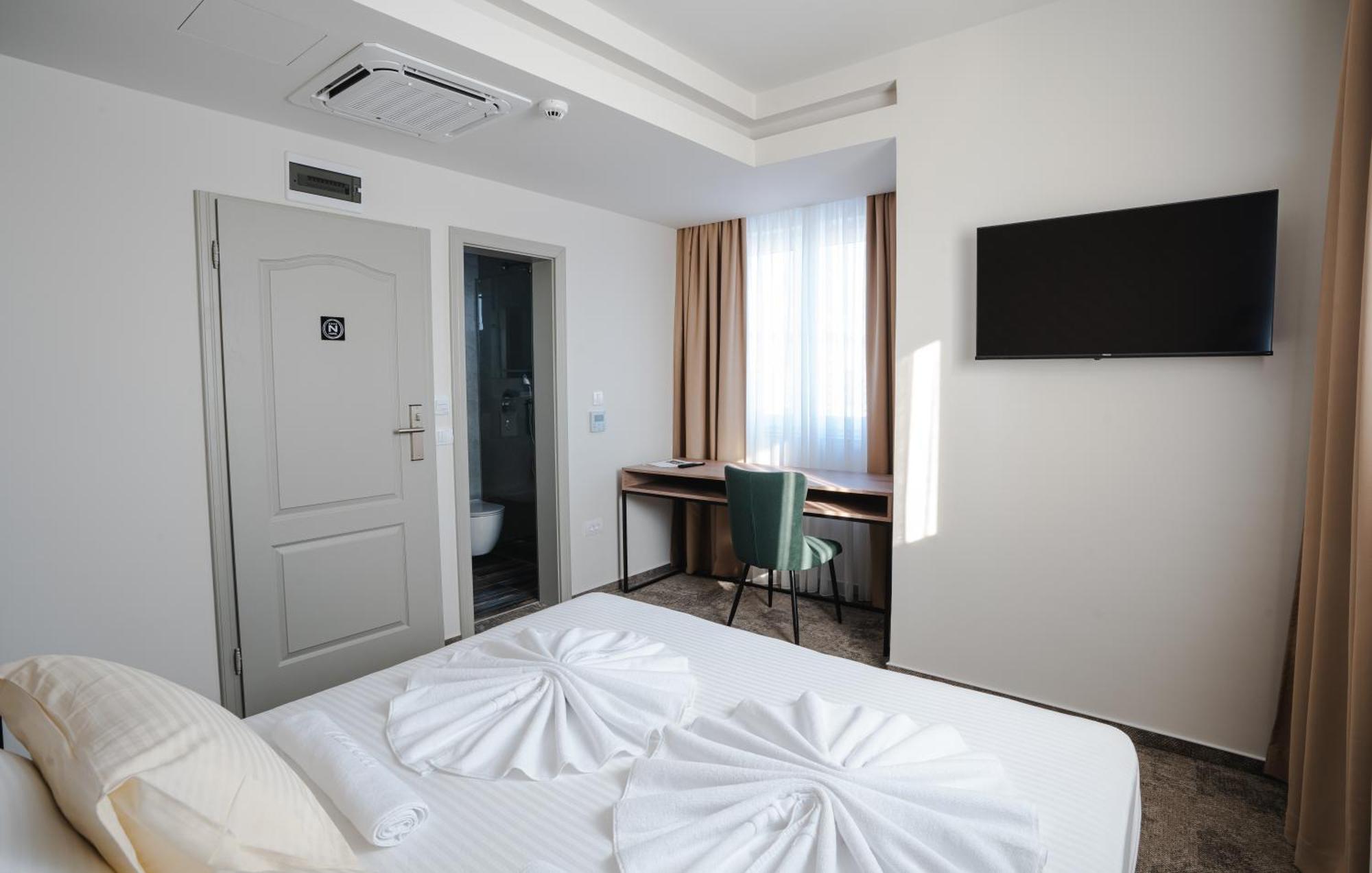 Hotel Nest Бієліна Екстер'єр фото