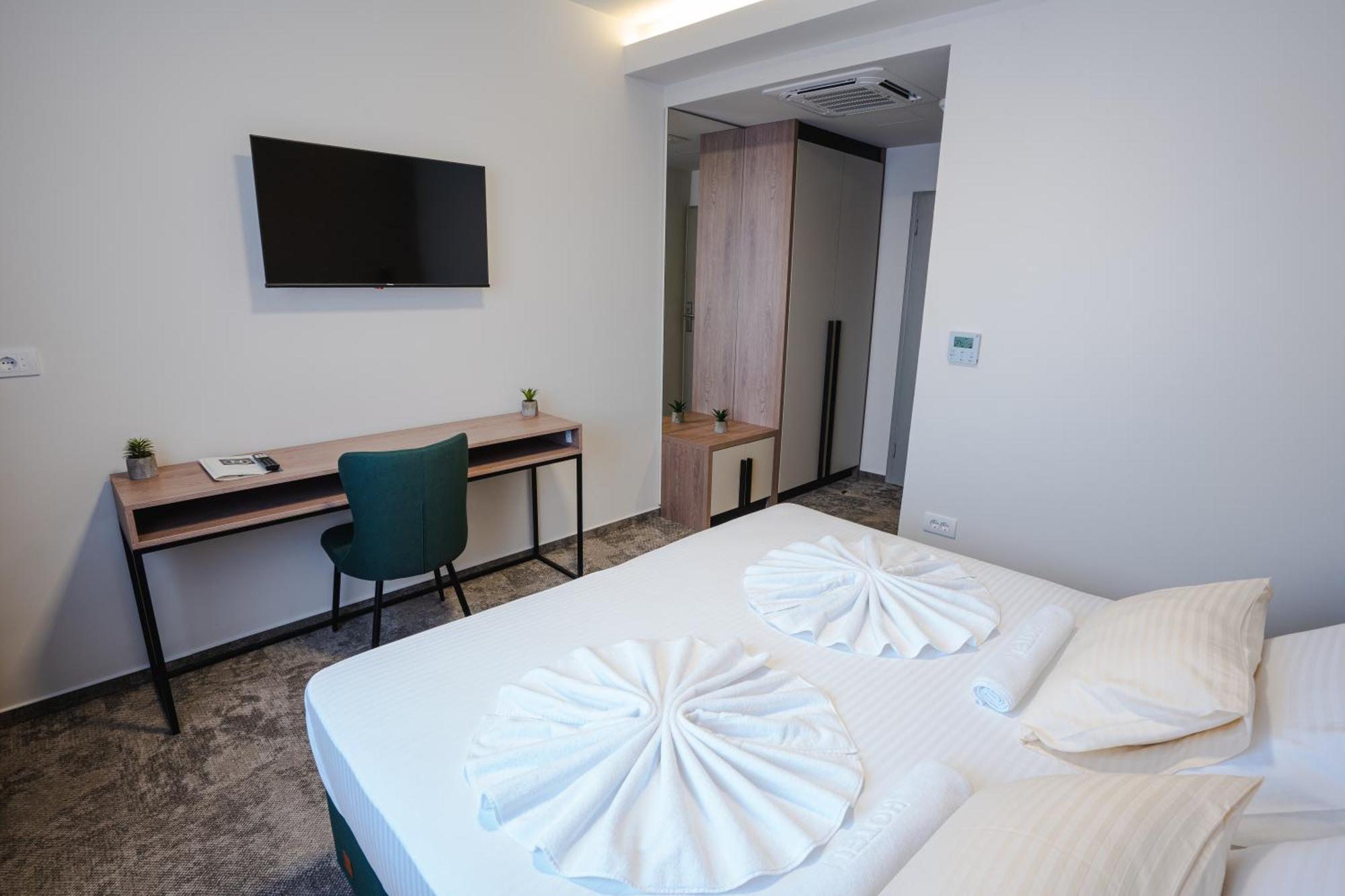 Hotel Nest Бієліна Екстер'єр фото